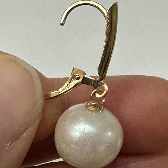 11.5mm White Cultured Freshwater Pearls 14K GF Shield Leverback Earrings - Picture 5 of 8